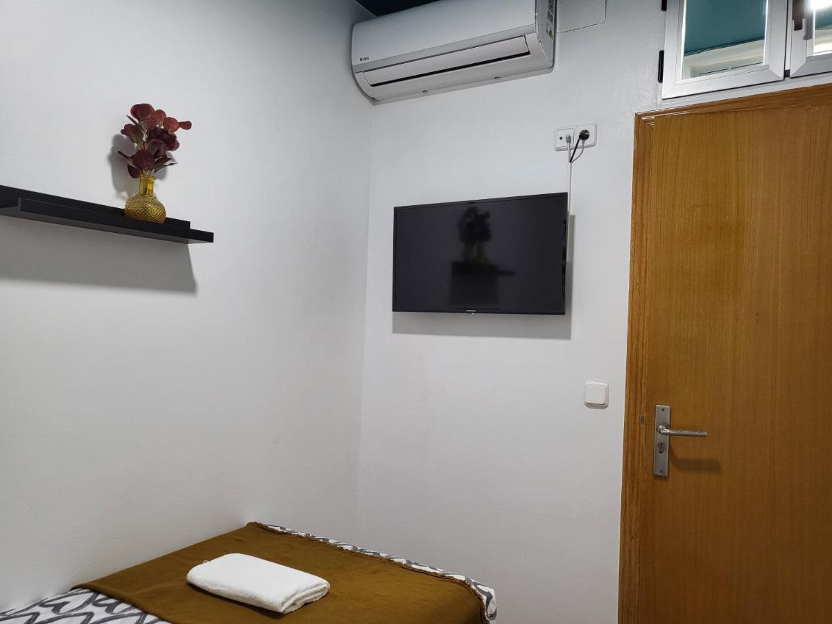 M-A Catrachos Rooms Madrid Ngoại thất bức ảnh