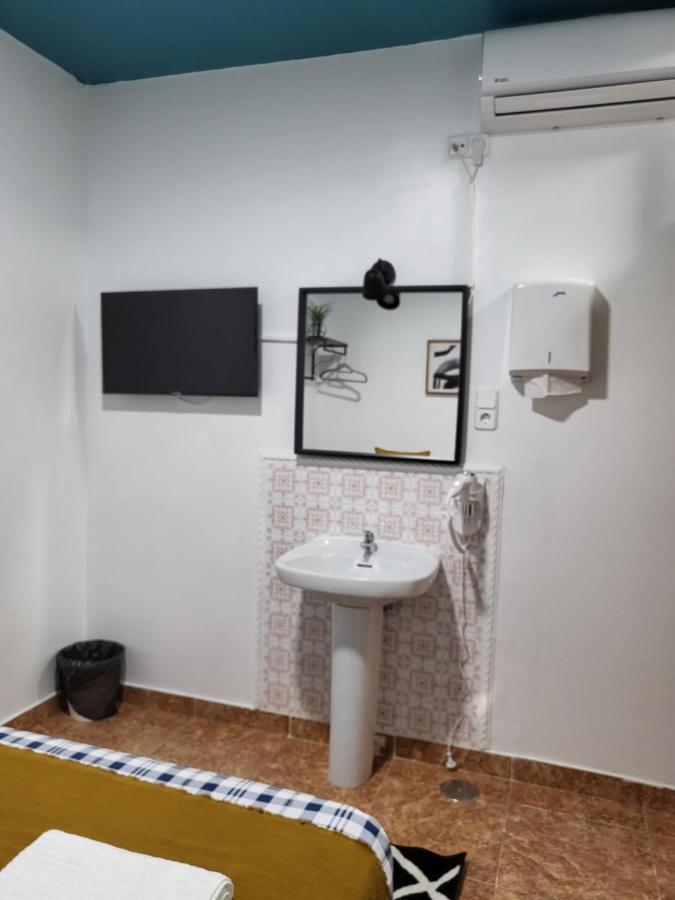 M-A Catrachos Rooms Madrid Ngoại thất bức ảnh