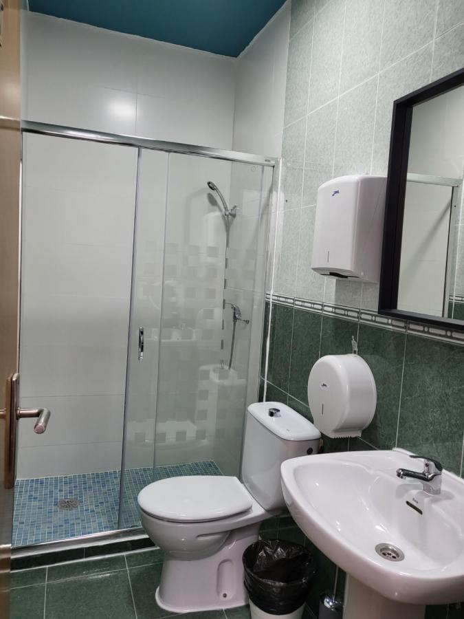 M-A Catrachos Rooms Madrid Ngoại thất bức ảnh