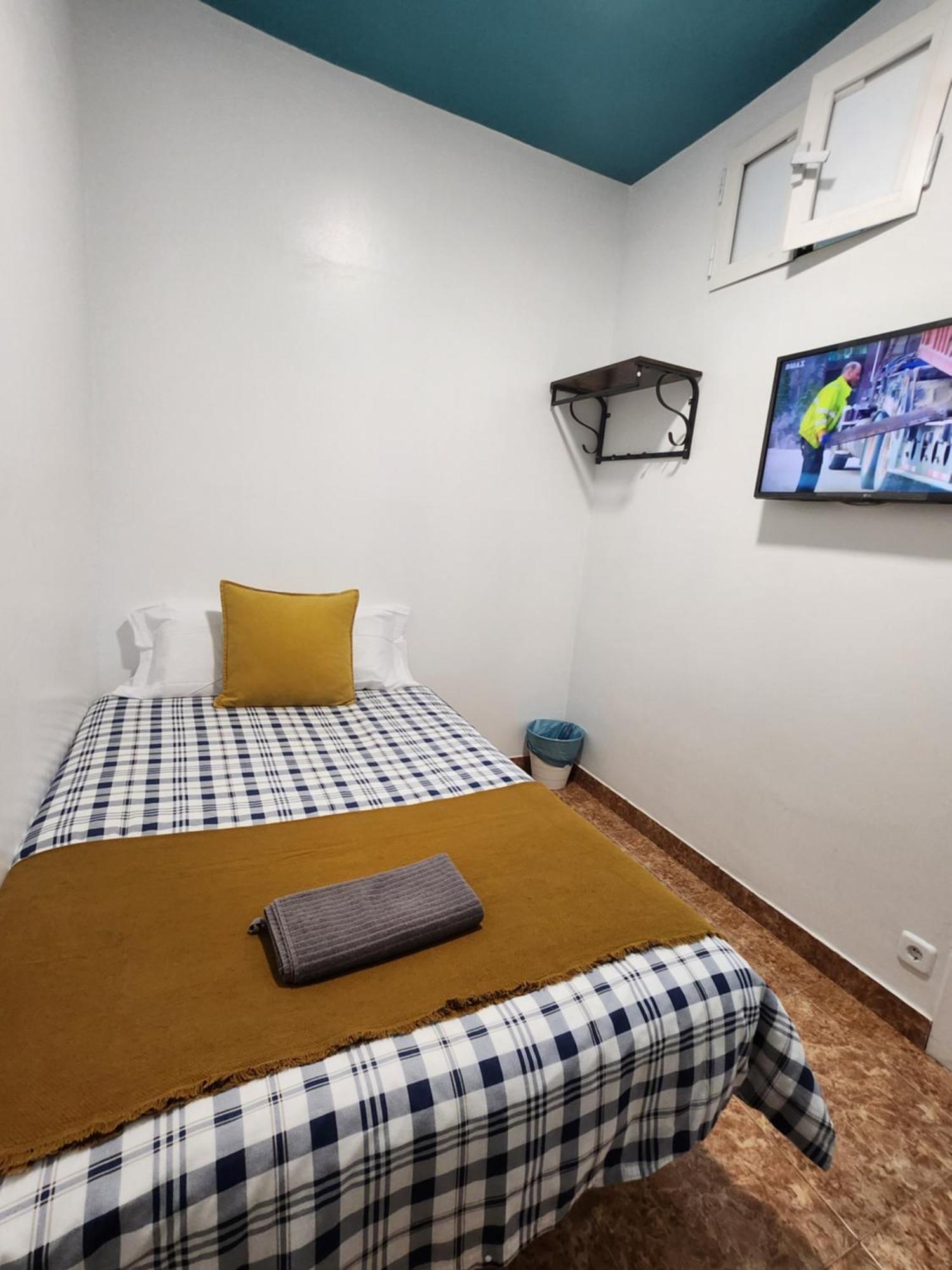 M-A Catrachos Rooms Madrid Ngoại thất bức ảnh