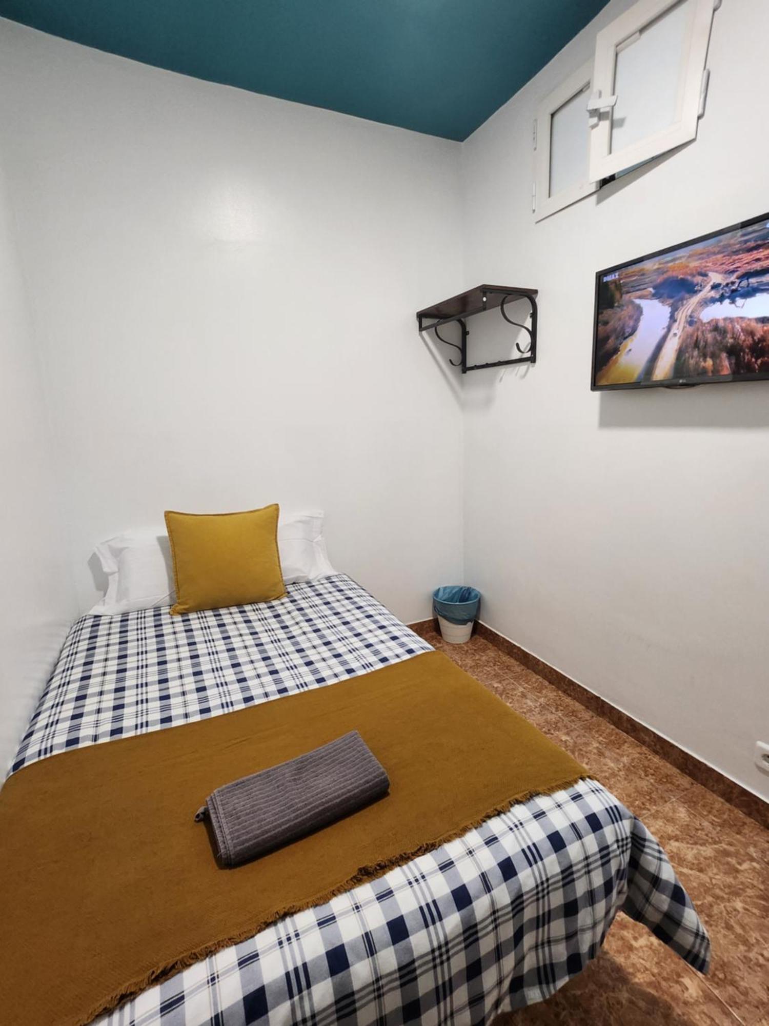 M-A Catrachos Rooms Madrid Ngoại thất bức ảnh